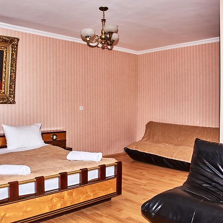 גורי Hotel Georgia מראה חיצוני תמונה