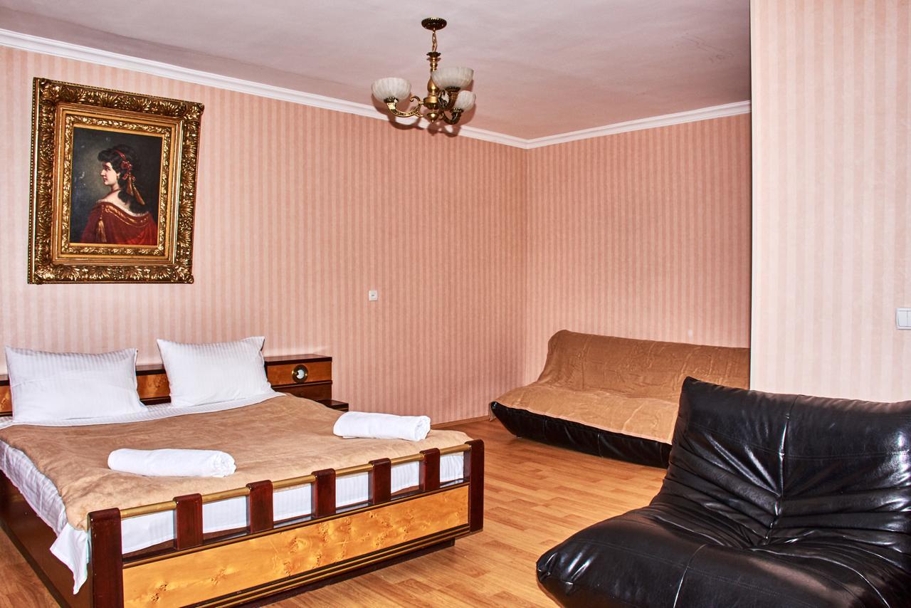 גורי Hotel Georgia מראה חיצוני תמונה