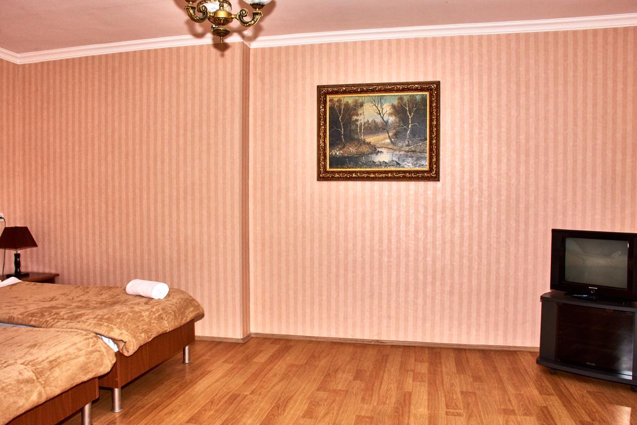 גורי Hotel Georgia מראה חיצוני תמונה
