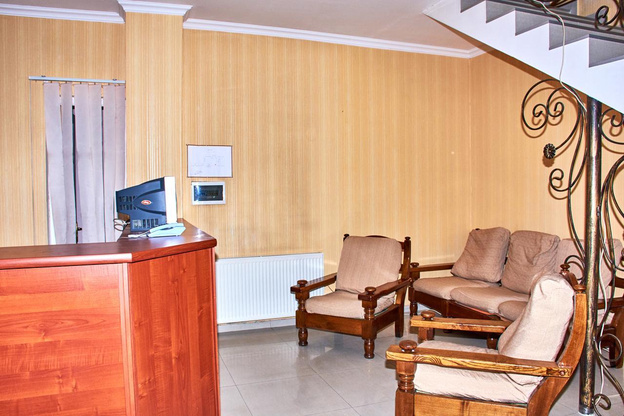 גורי Hotel Georgia מראה חיצוני תמונה