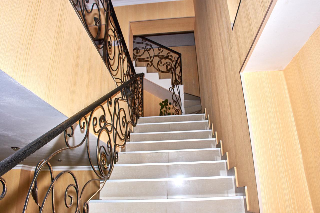 גורי Hotel Georgia מראה חיצוני תמונה